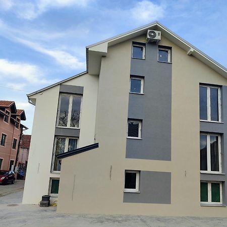 Ni Apartmani Hub المظهر الخارجي الصورة